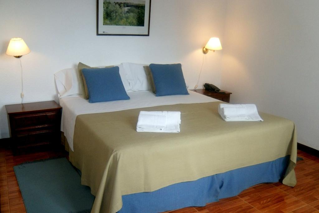 Las Ardillas Cabanas Y Suites La Falda Rum bild