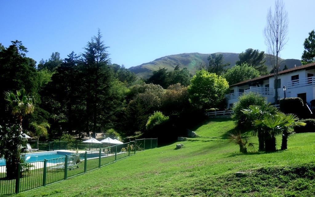 Las Ardillas Cabanas Y Suites La Falda Exteriör bild