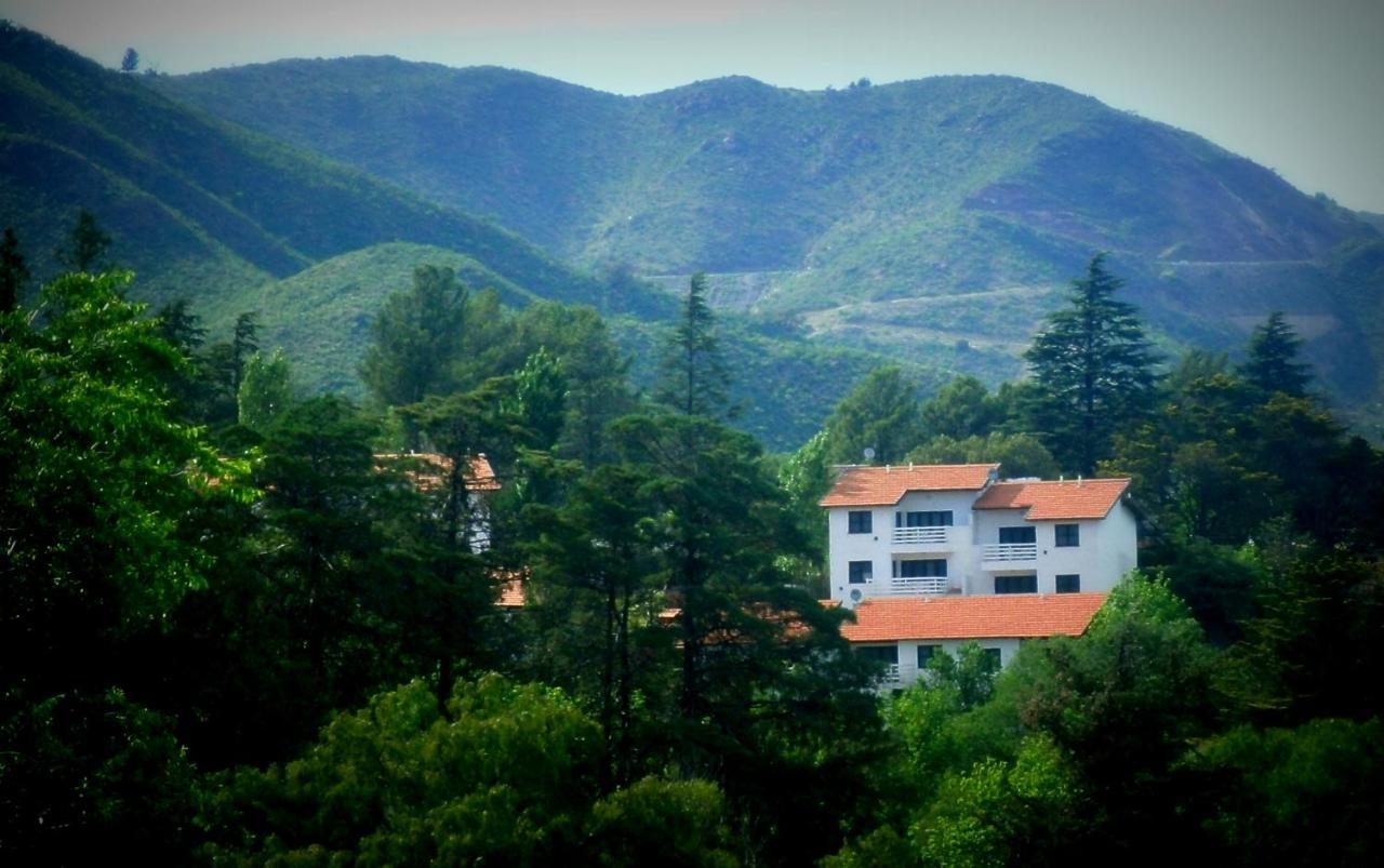 Las Ardillas Cabanas Y Suites La Falda Exteriör bild