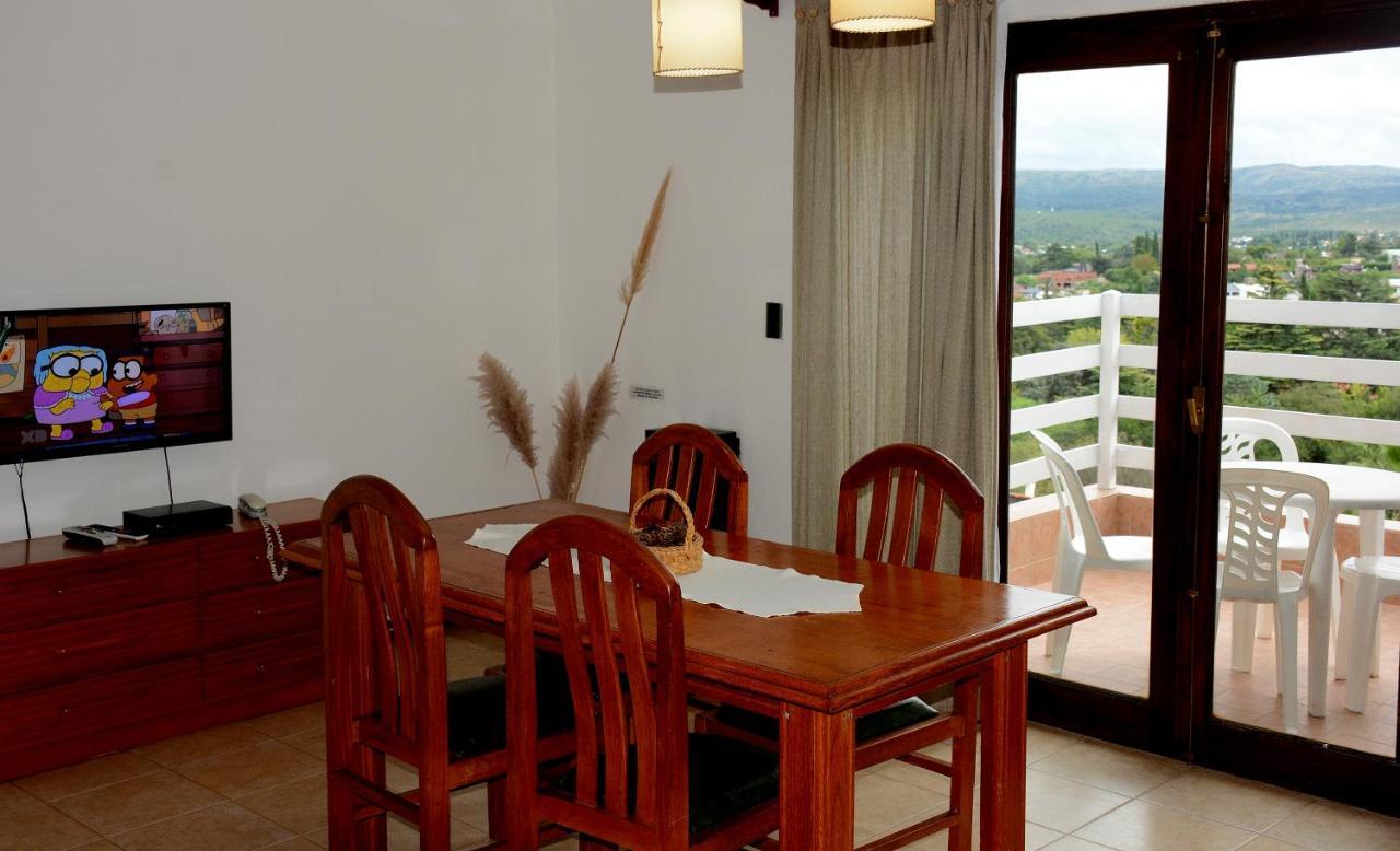Las Ardillas Cabanas Y Suites La Falda Exteriör bild